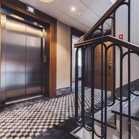 Sowa Hotel apartamentowy 4*